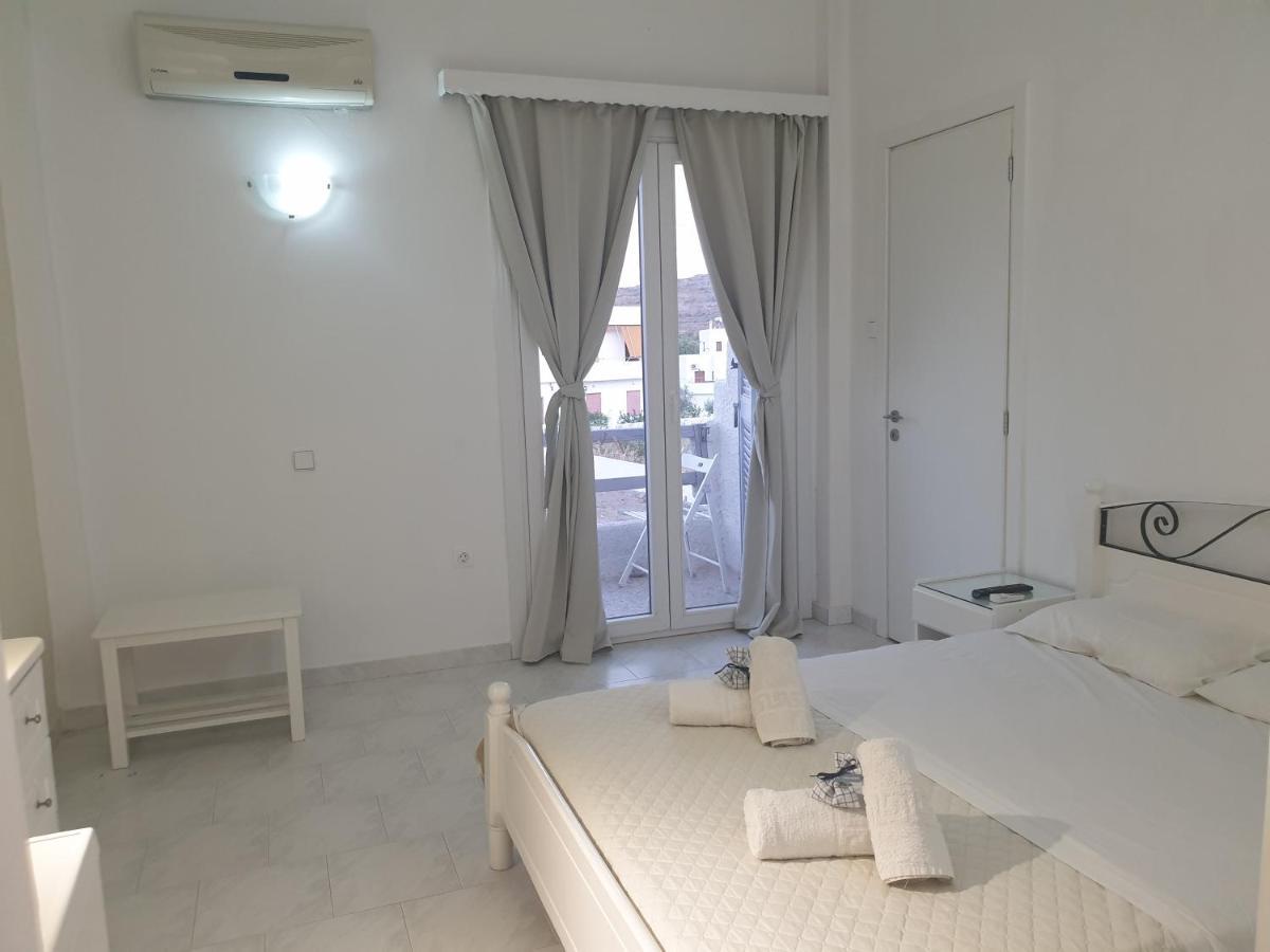 Syros Holidays Vari  Ngoại thất bức ảnh