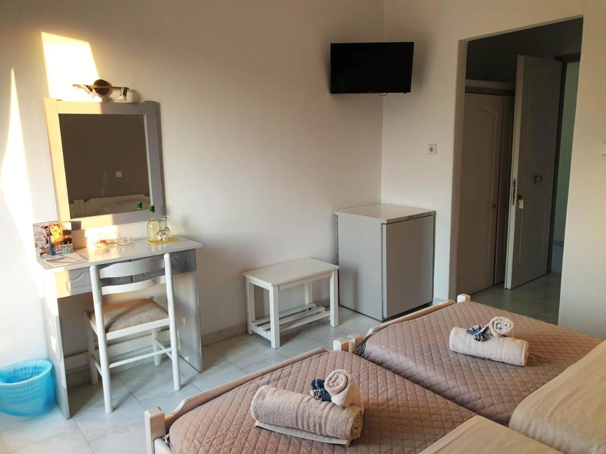 Syros Holidays Vari  Ngoại thất bức ảnh