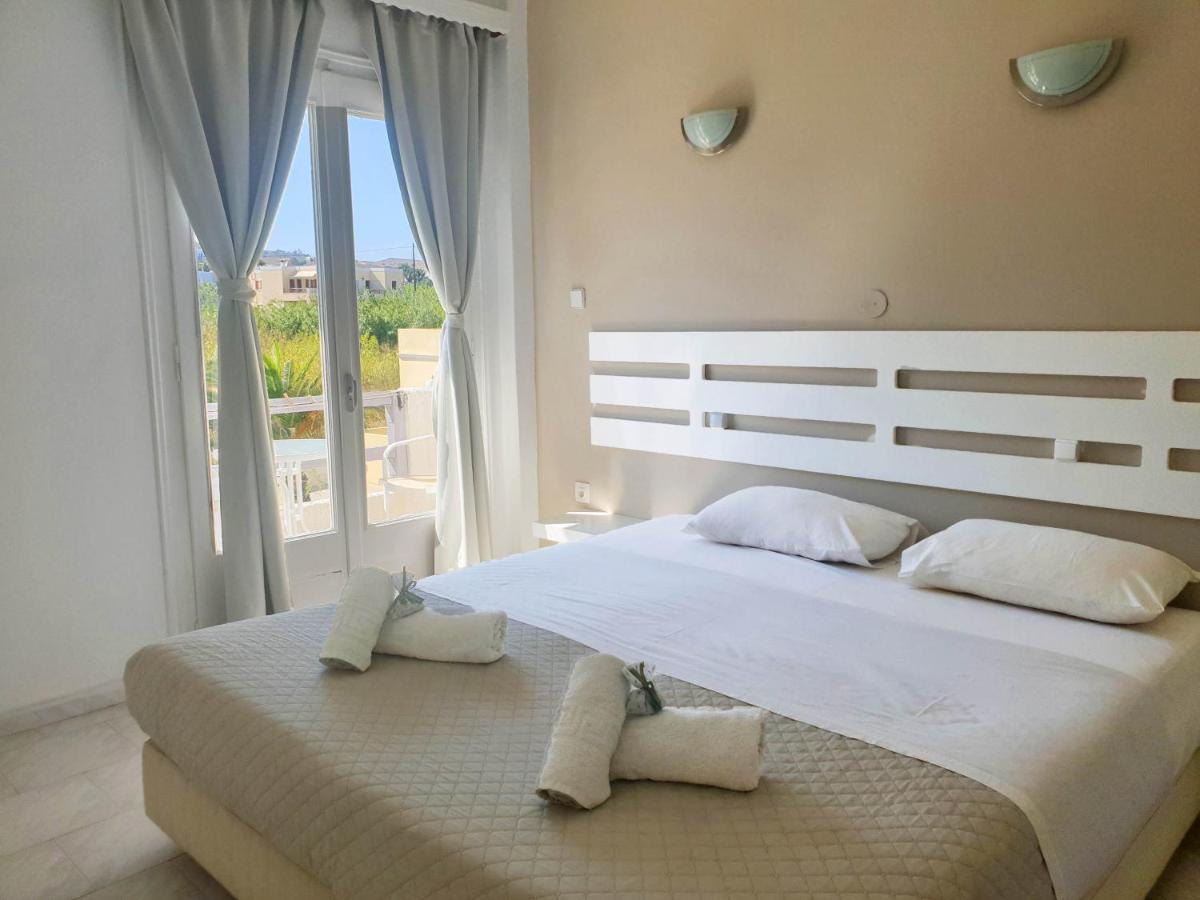 Syros Holidays Vari  Ngoại thất bức ảnh