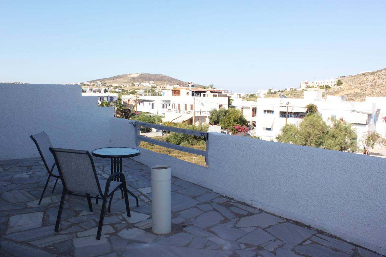 Syros Holidays Vari  Ngoại thất bức ảnh