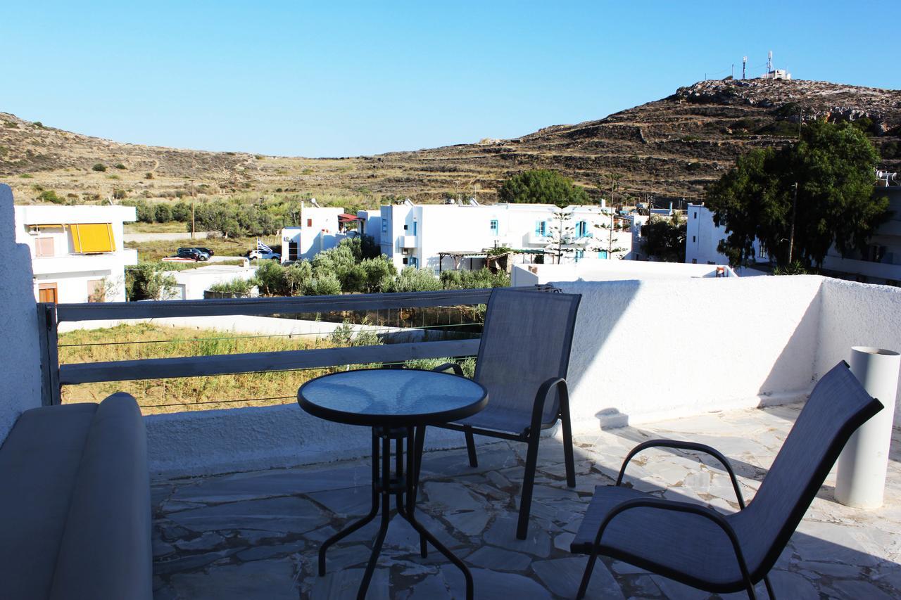 Syros Holidays Vari  Ngoại thất bức ảnh